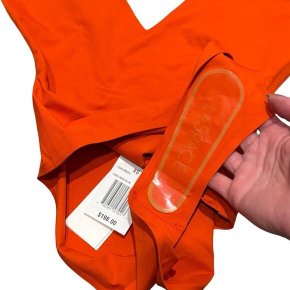 LSPACE Seam-free Marilou One Piece in Berry & Pimento Women’s Size XS - Picture 9 of 9